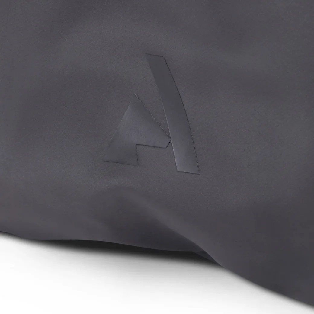 Aubrion React Helmet, Whip & Boot Bag