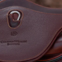 CommonWealth Hudson Anatomical Stud Girth