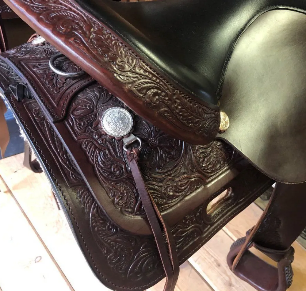 High Horse Mineral Wells Trail Saddle 6812