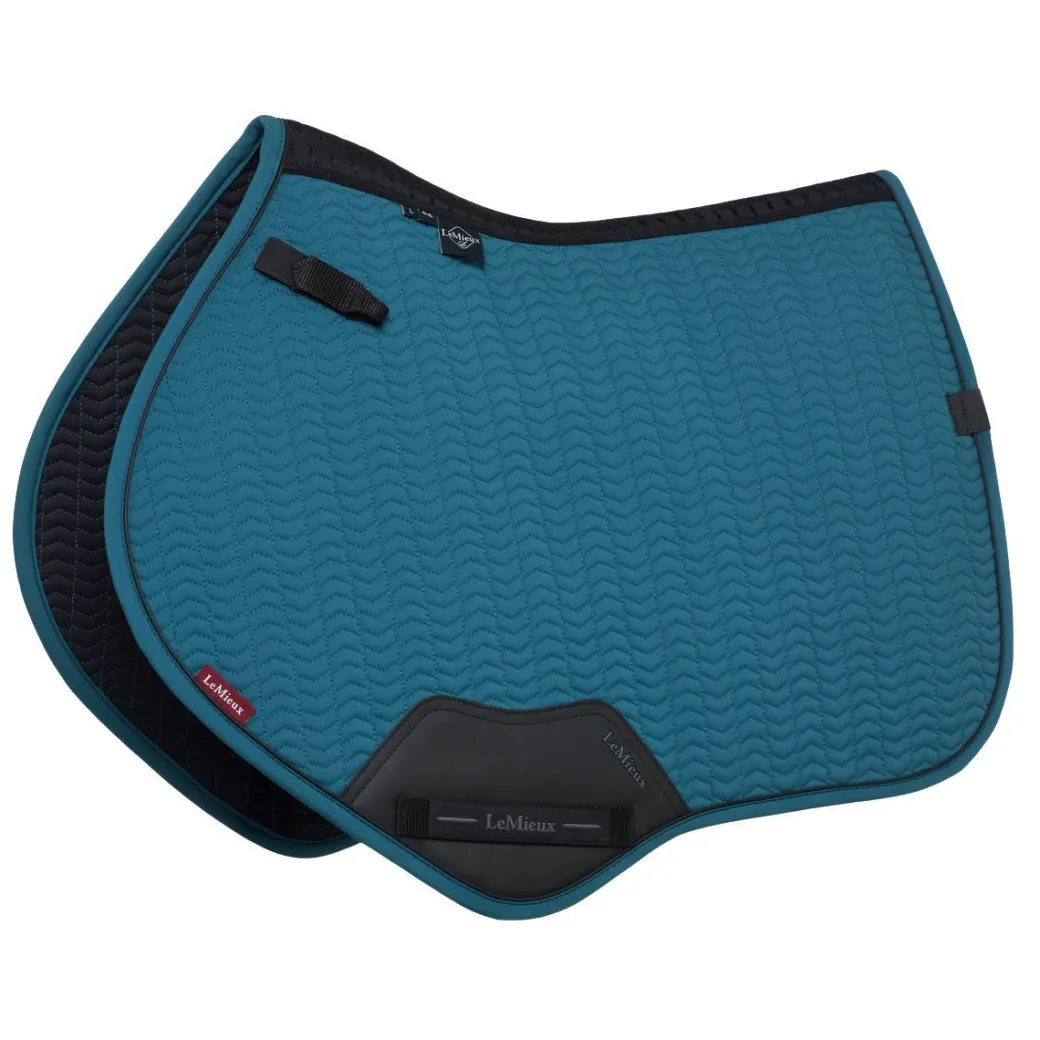LeMieux Essence Close Contact Square Pad SS26