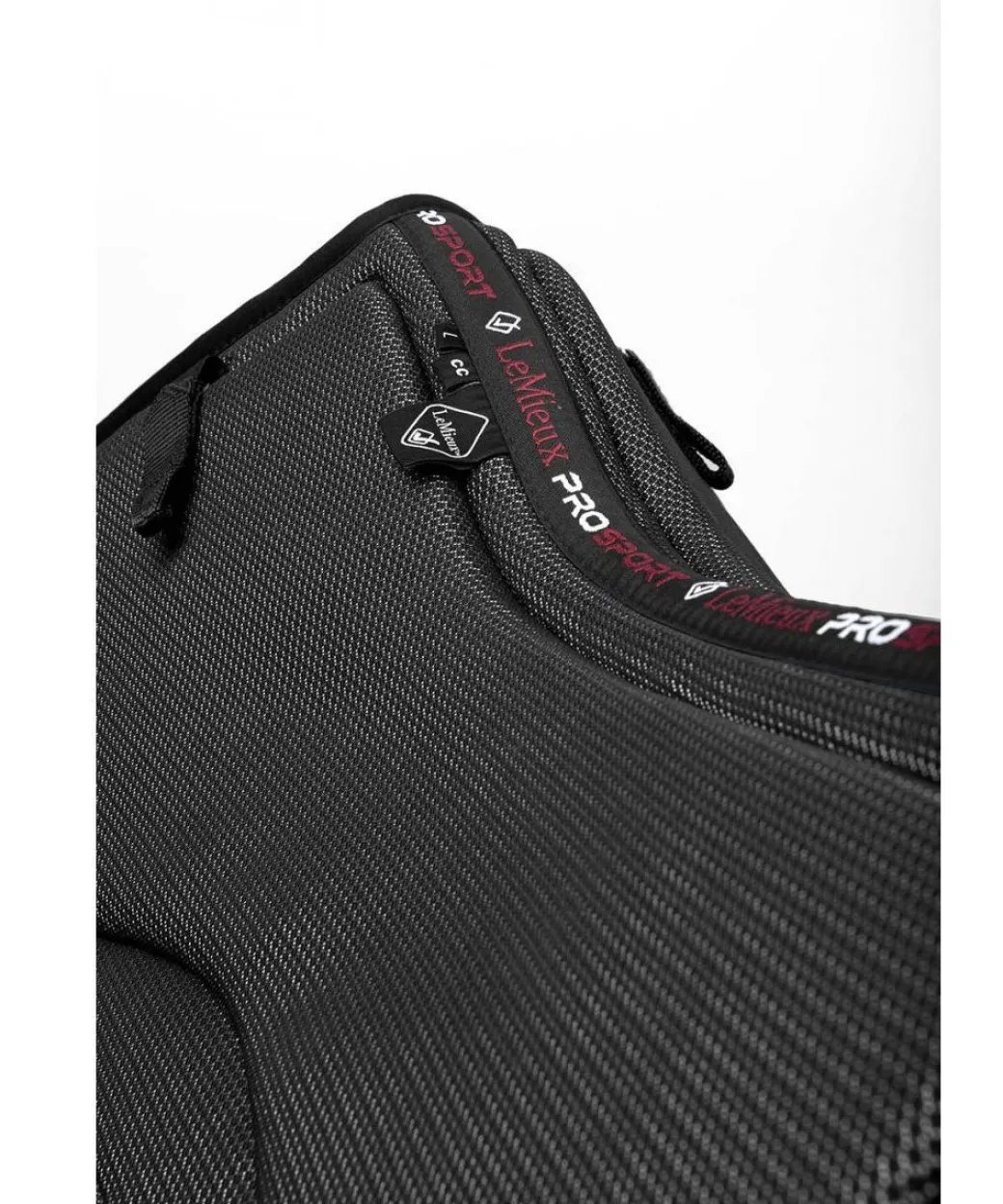 LeMieux Ultra Mesh Close Contact Pad