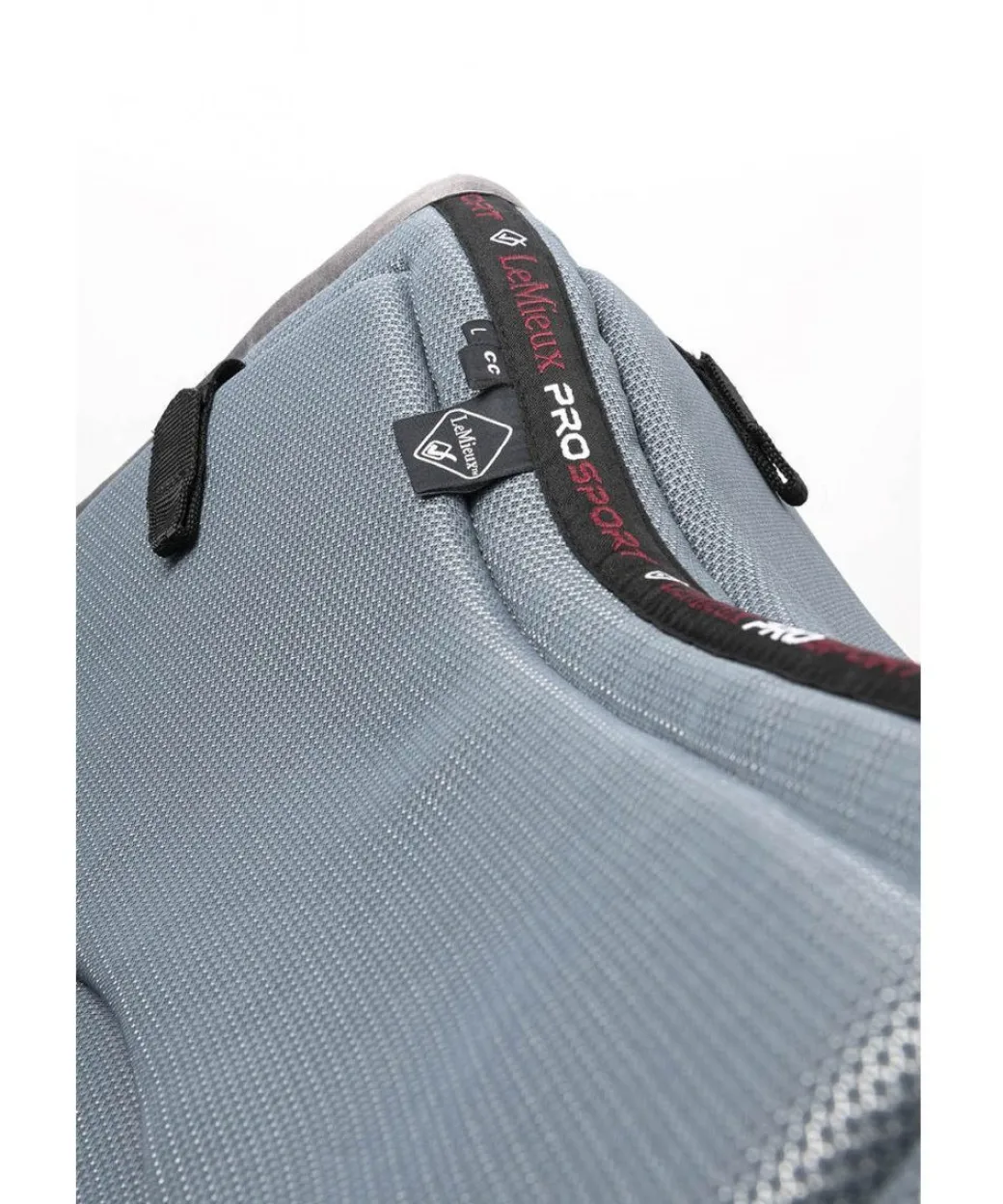 LeMieux Ultra Mesh Close Contact Pad