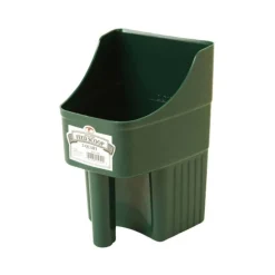 Little Giant 3 Quart Enclosed Plastic Feed Scoop