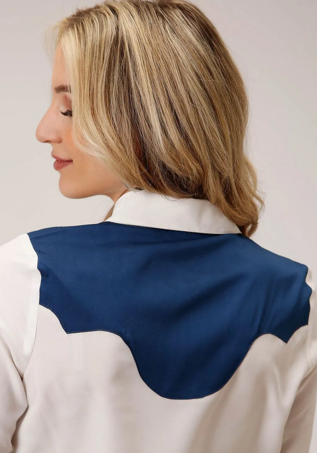 Roper Retro Embroidered Yoke Shirt