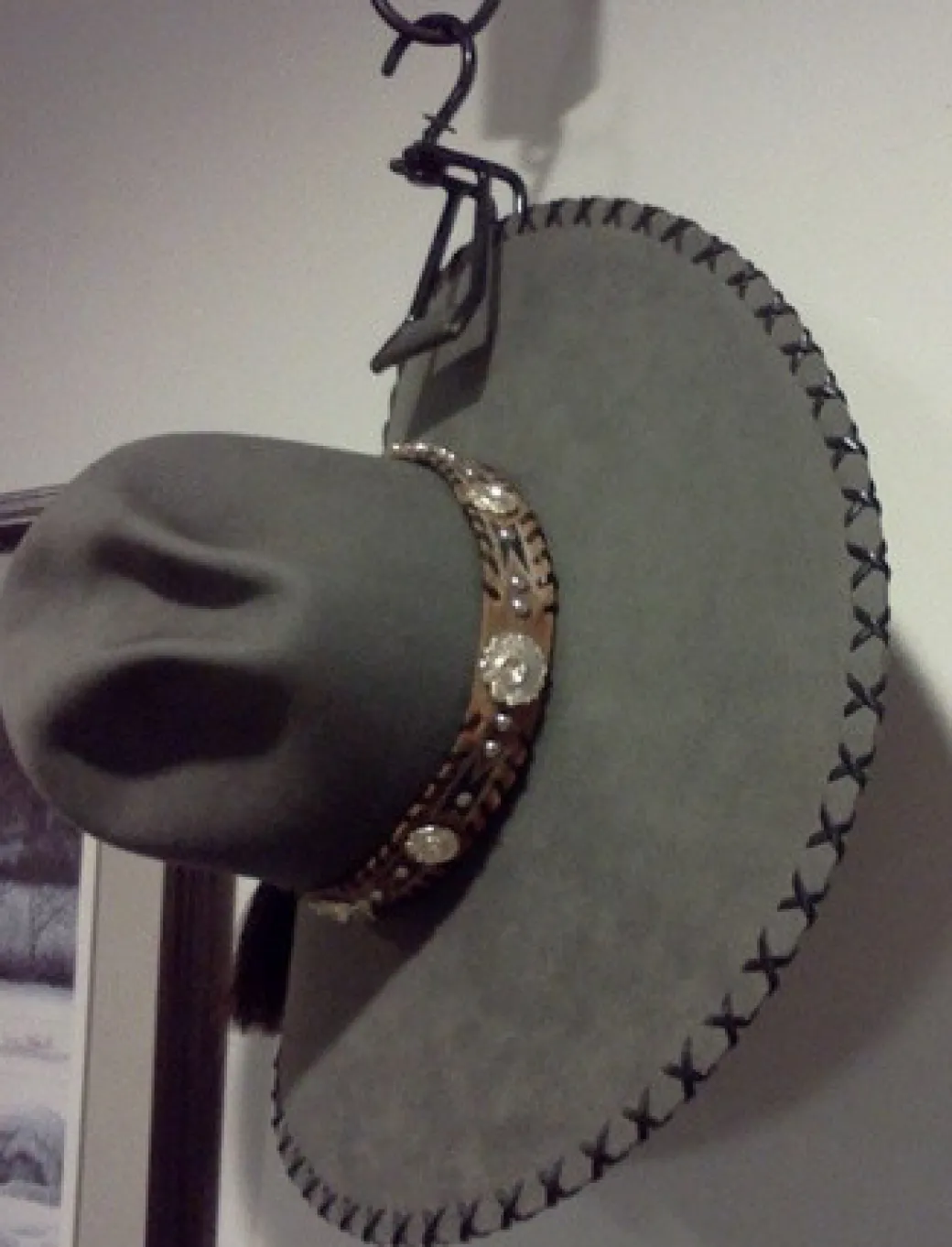Ultimate Hat Hanger by Dix w/ Mary's Tack & Feed Logo