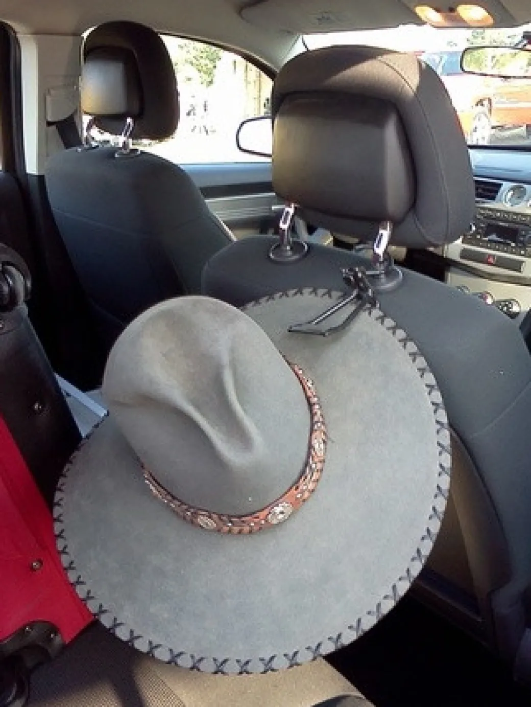 Ultimate Hat Hanger by Dix w/ Mary's Tack & Feed Logo