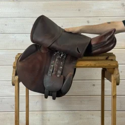 Used Antares Evolution Close Contact Jump Saddle 17/M