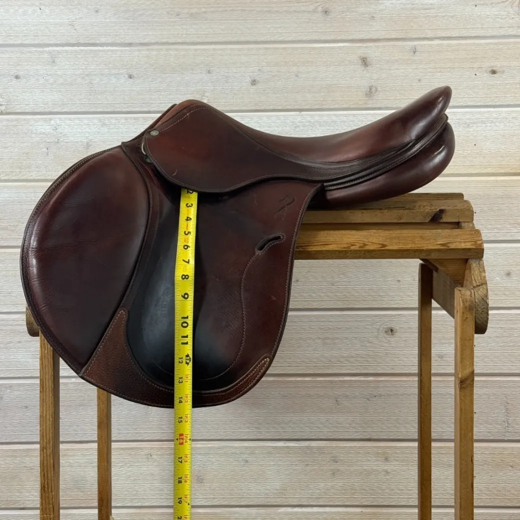Used Antares Evolution Close Contact Jump Saddle 17/M