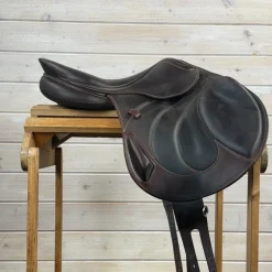 Used Antares Evolution Monoflap Close Contact Jump Saddle 17/MW