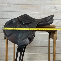 Used Antares Evolution Monoflap Close Contact Jump Saddle 17/MW