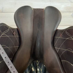 Used Antares Evolution Monoflap Close Contact Jump Saddle 17/MW