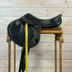 Used Antares Monoflap Close Contact Saddle 18/W