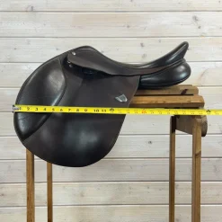 Used Bates Close Contact Saddle 17/XCH