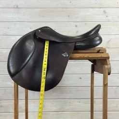 Used Bates Close Contact Saddle 17/XCH