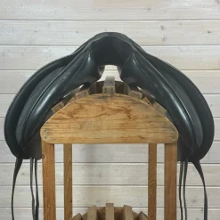 Used Bates Isabel Dressage Saddle 17/MW