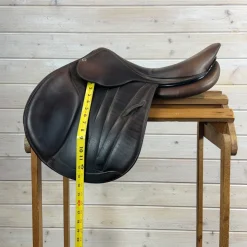Used Butet Deep Seat Close Contact Saddle 17/M