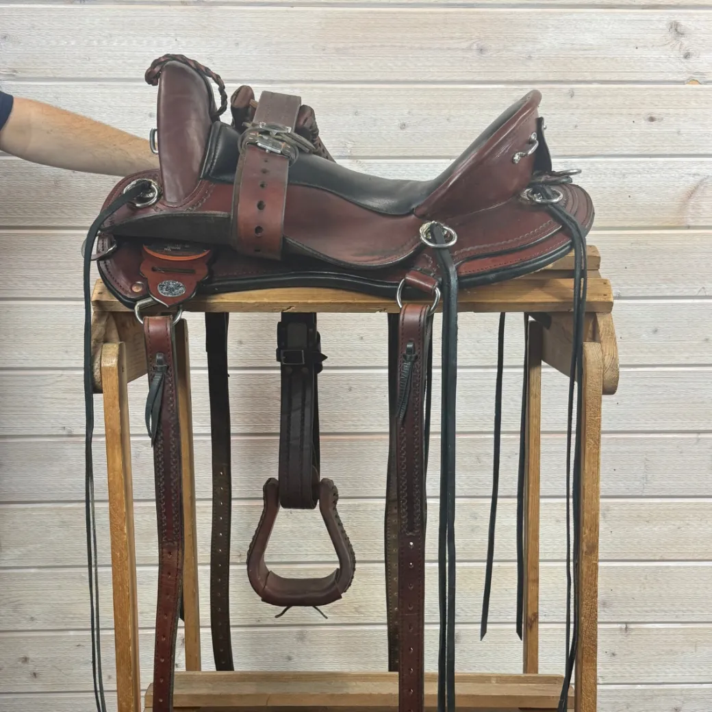Used Circle Y Julie Goodnight Cascade Endurance Saddle 16/W