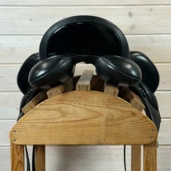 Used Custom Everest Monoflap Dressage Saddle 17.5/M