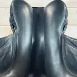 Used Custom Saddlery Flight Monoflap Dressage Saddle 18/N