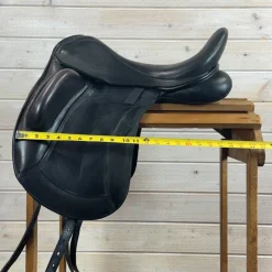 Used Custom Saddlery Flight Monoflap Dressage Saddle 18/N