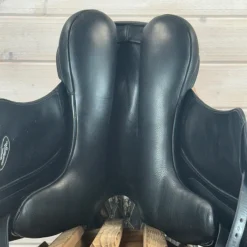 Used Custom Saddlery Wolfgang Dressage Saddle 17.5/M