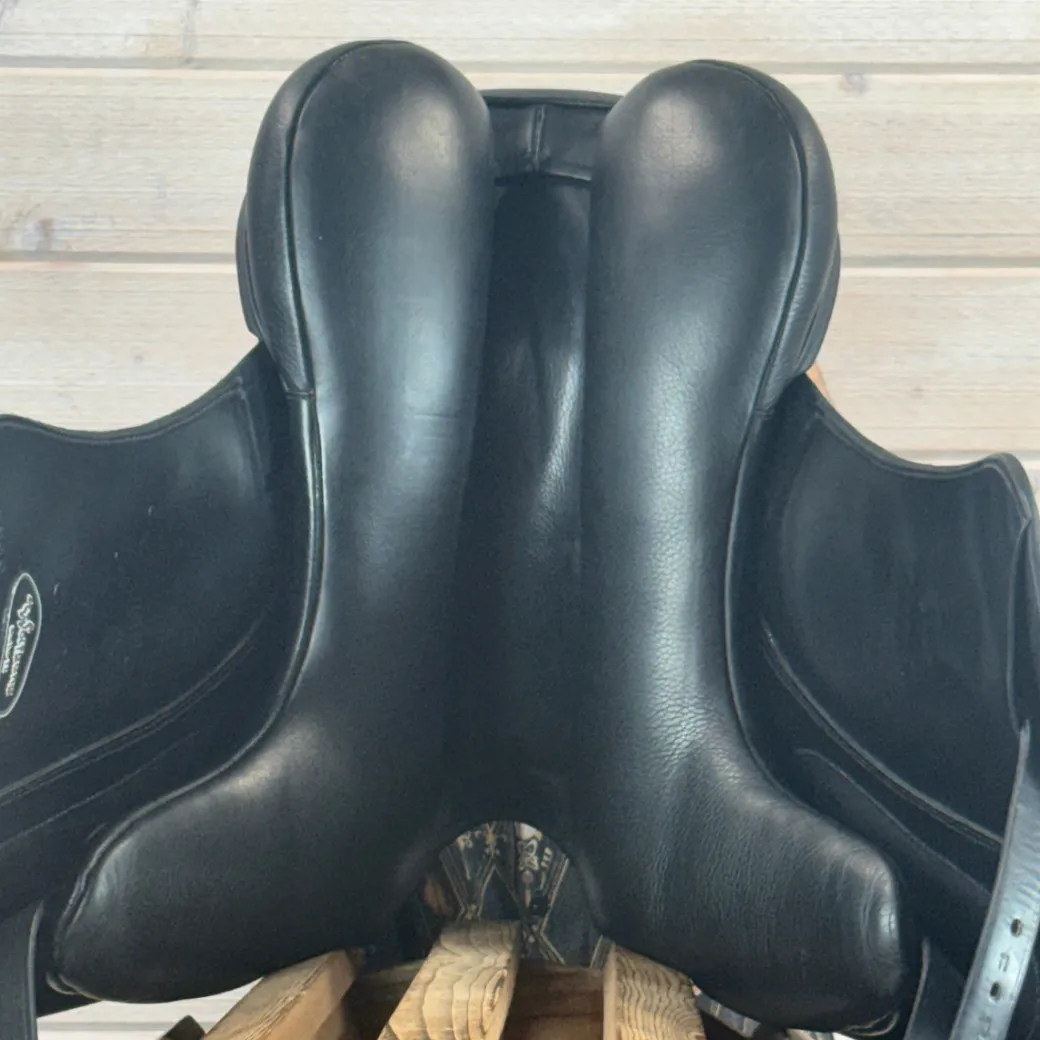 Used Custom Saddlery Wolfgang Dressage Saddle 17.5/M
