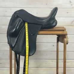 Used Custom Saddlery Wolfgang Dressage Saddle 17.5/M