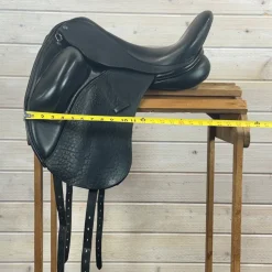 Used Custom Saddlery Wolfgang Dressage Saddle 17.5/M