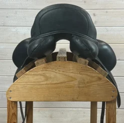 Used Custom Saddlery Wolfgang Omni Monoflap Dressage Saddle 18/MW