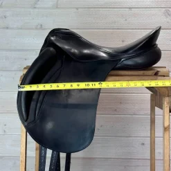 Used Kieffer Orphee TB Dressage Saddle 17/MN