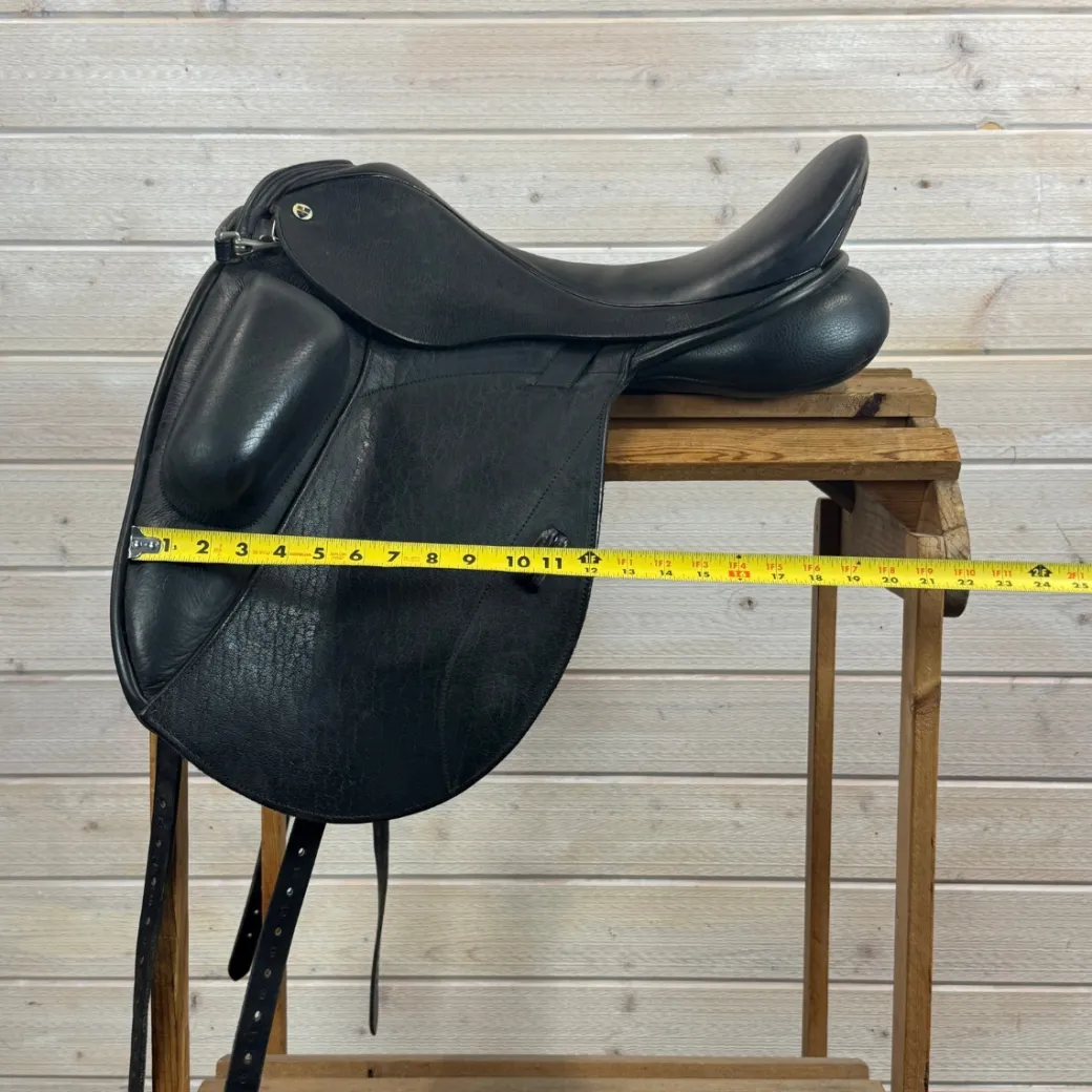 Used N2 Vincitore Monoflap Dressage Saddle 18/M