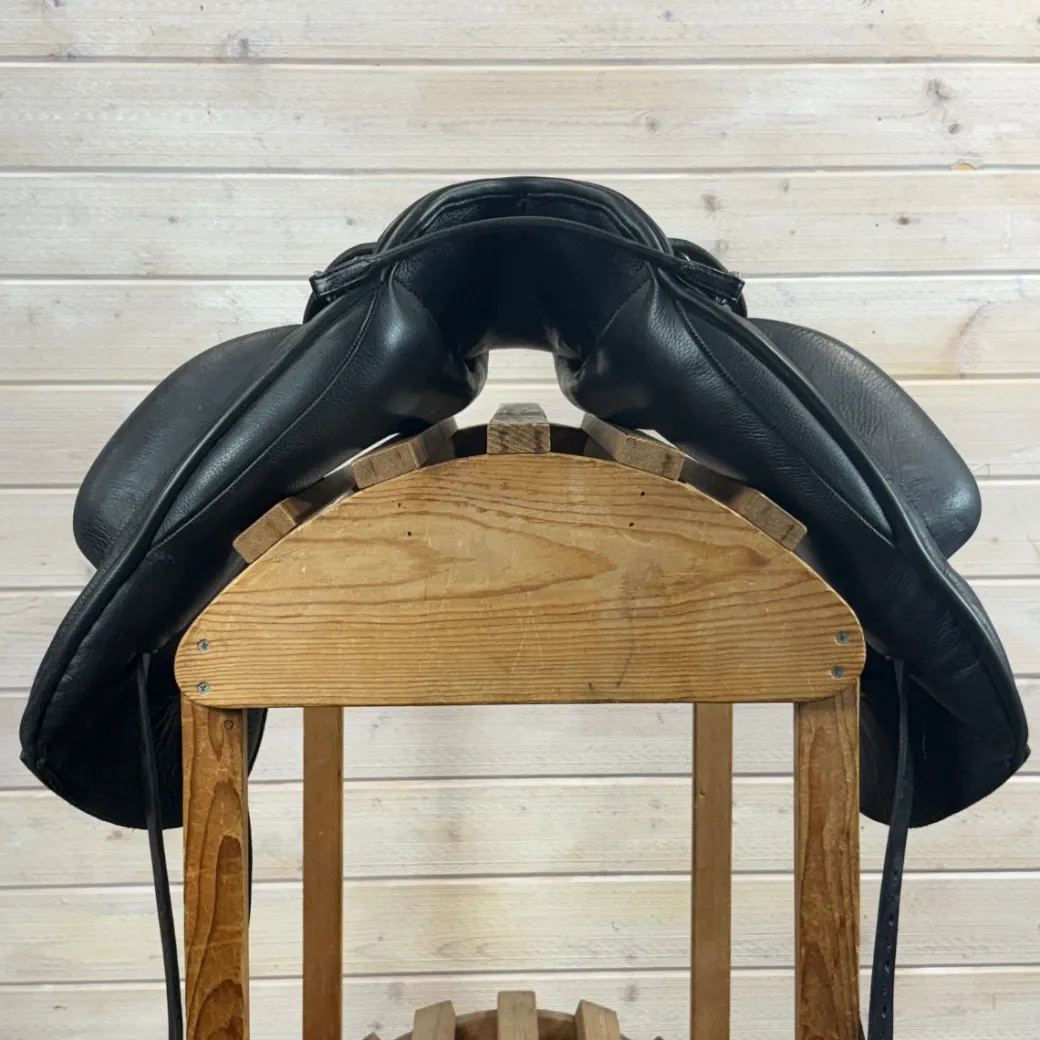 Used N2 Vincitore Monoflap Dressage Saddle 18/M