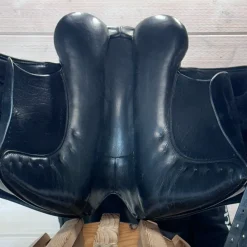 Used Superior Saddlery Dressage Saddle 18/M