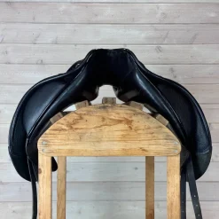 Used Superior Saddlery Dressage Saddle 18/M