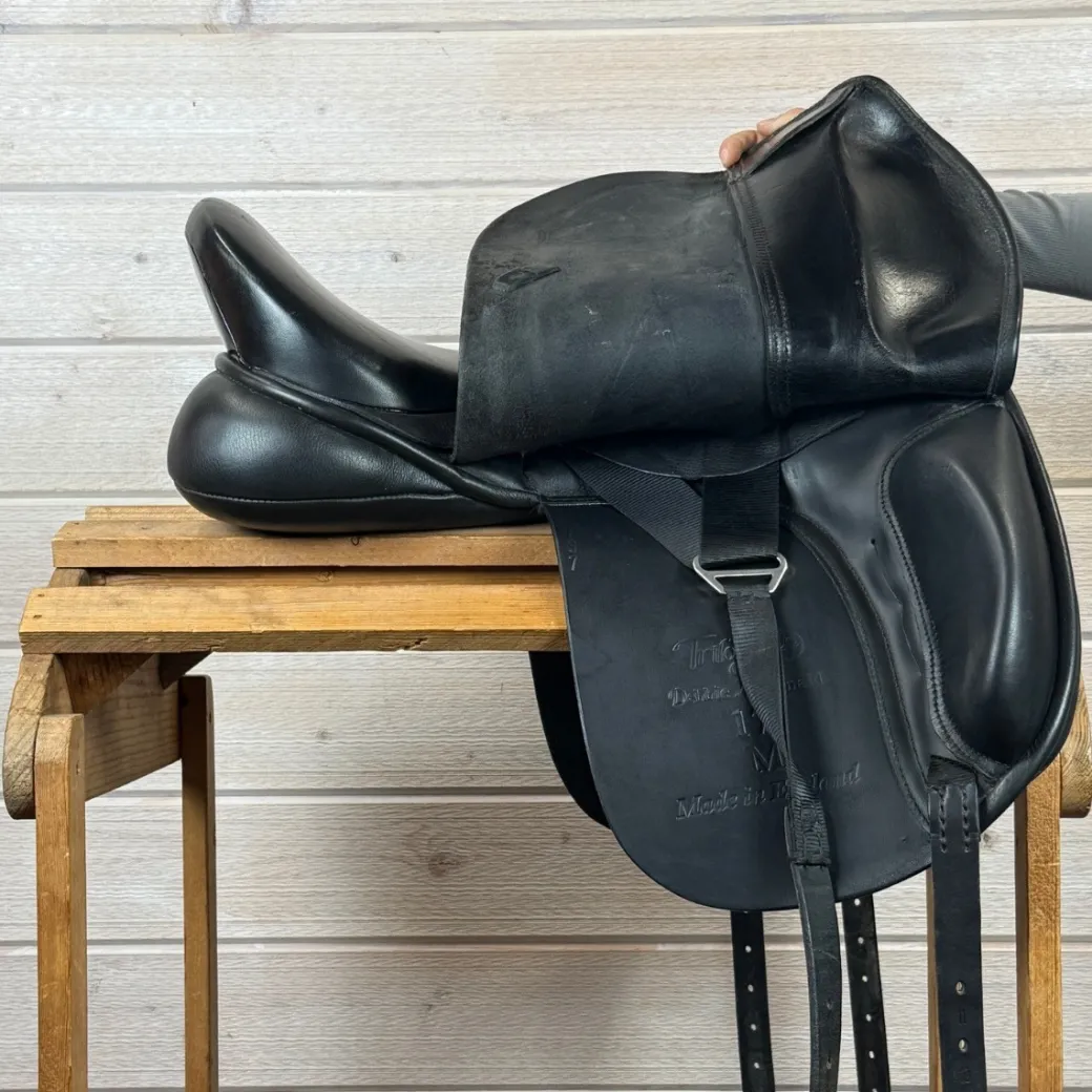 Used Trilogy Debbie McDonald Dressage Saddle 17/M