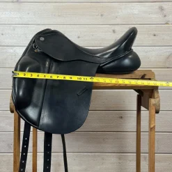 Used Trilogy Debbie McDonald Dressage Saddle 17/M