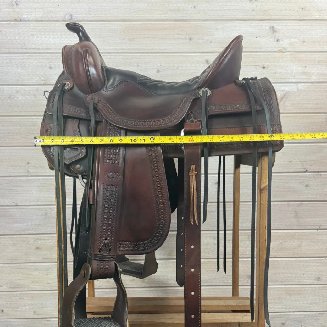 Used Tucker Old West Trail Saddle 16.5/M