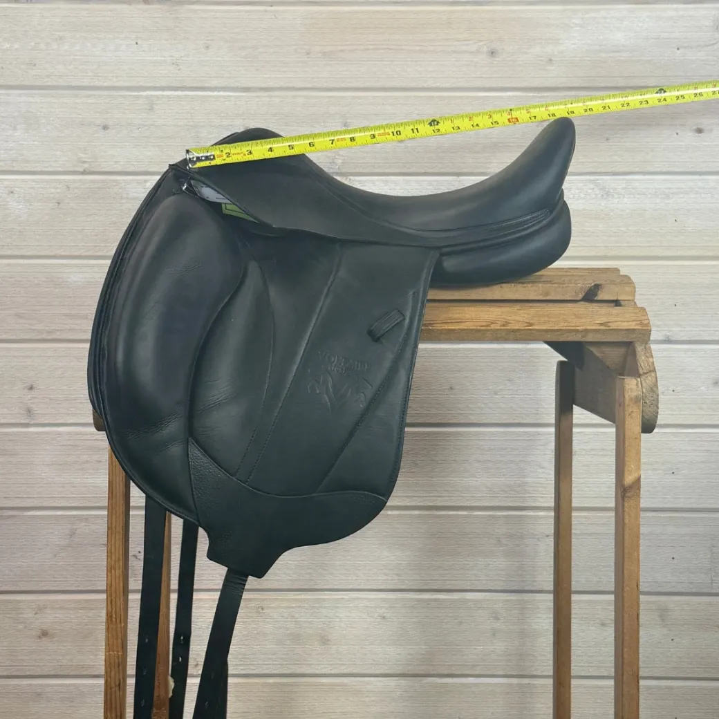 Used Voltaire Adelaide Dressage Saddle 17.5/MW