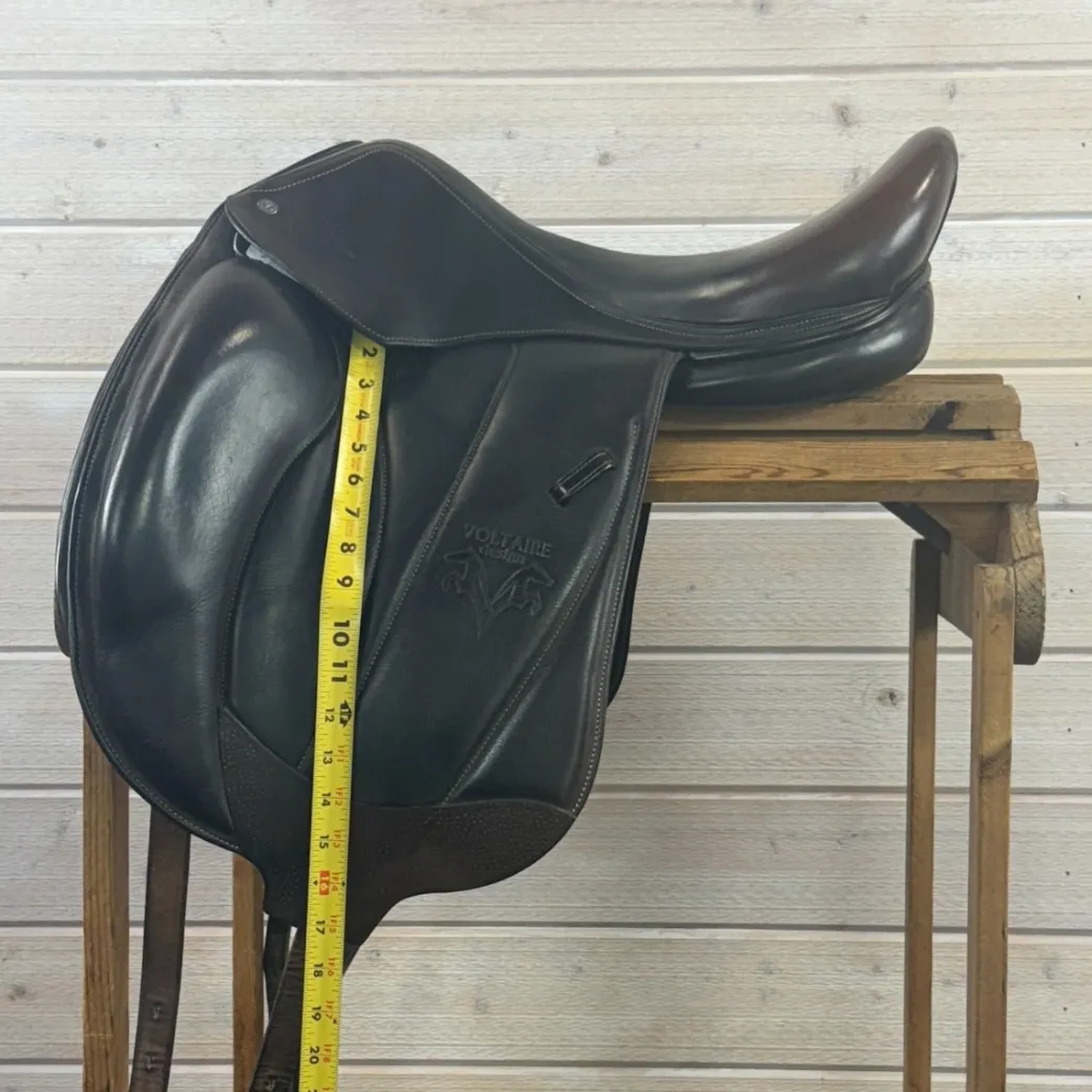 Used Voltaire Adelaide Monoflap Dressage Saddle 17.5/M