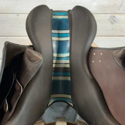 Used Voltaire Palm Beach Jump Close Contact Saddle 17.5/M