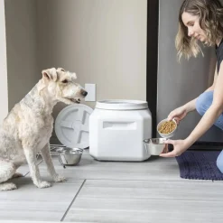 Vittles Vault Outback 30lb Square Container