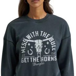 Wrangler Get The Horns Cropped Sweatshirt
